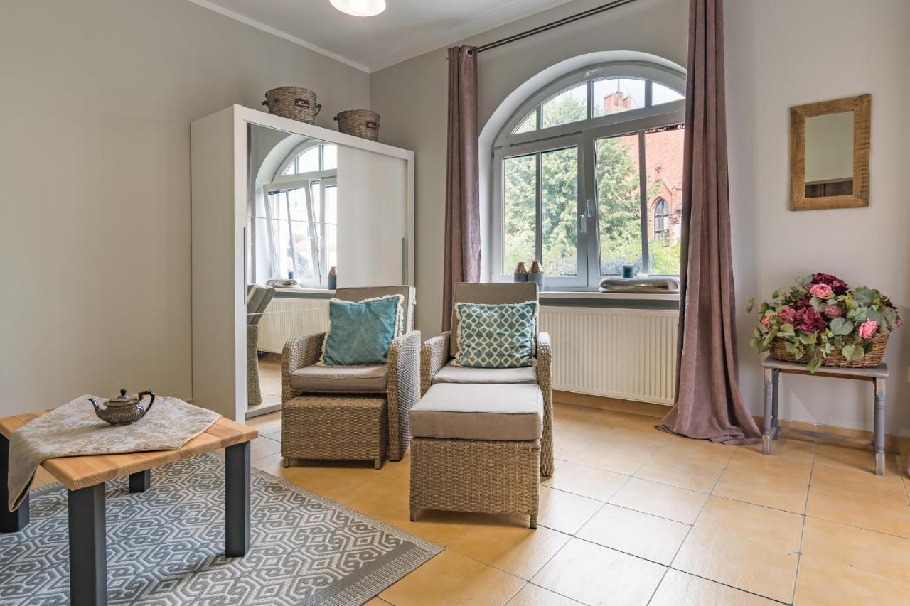 Pokoje Goscinne Przy Rynku Dabrowno  Bagian luar foto